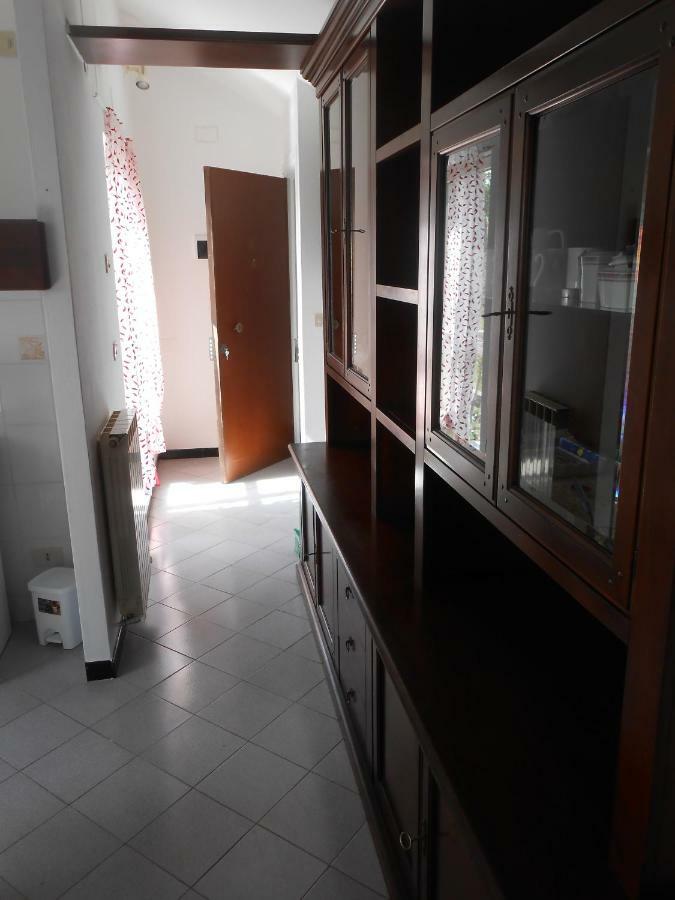 La Mansardina Apartment Vezzi Portio Bagian luar foto