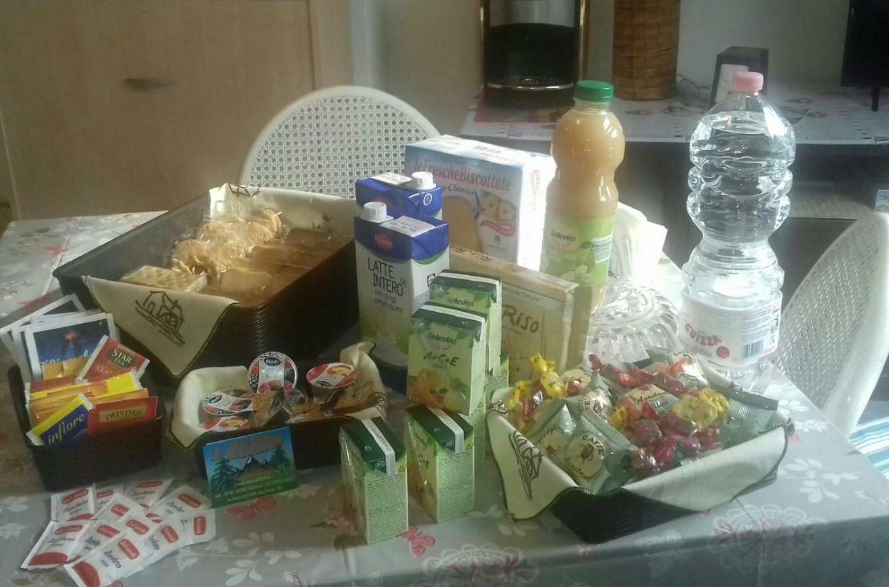La Mansardina Apartment Vezzi Portio Bagian luar foto